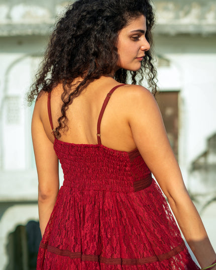 Litha Dress Lang Marroon Rood