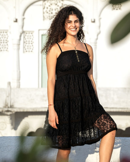 Litha Dress kort zwart