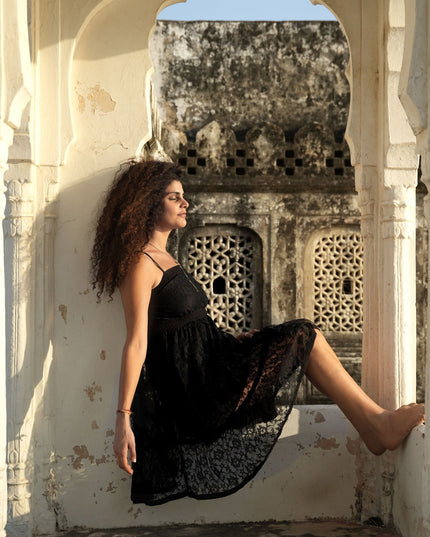 Litha Dress kort zwart