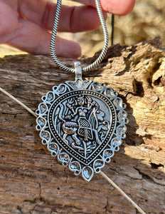 Sundancer necklace 49