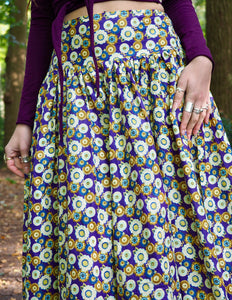 The Graces Rock Print lila