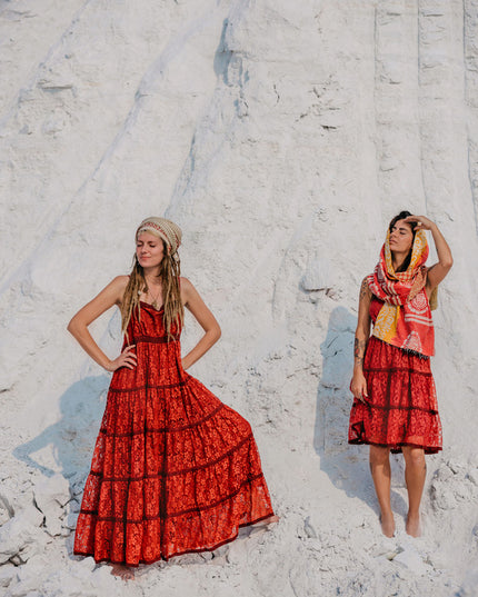 Litha Dress Lang Marroon Rood