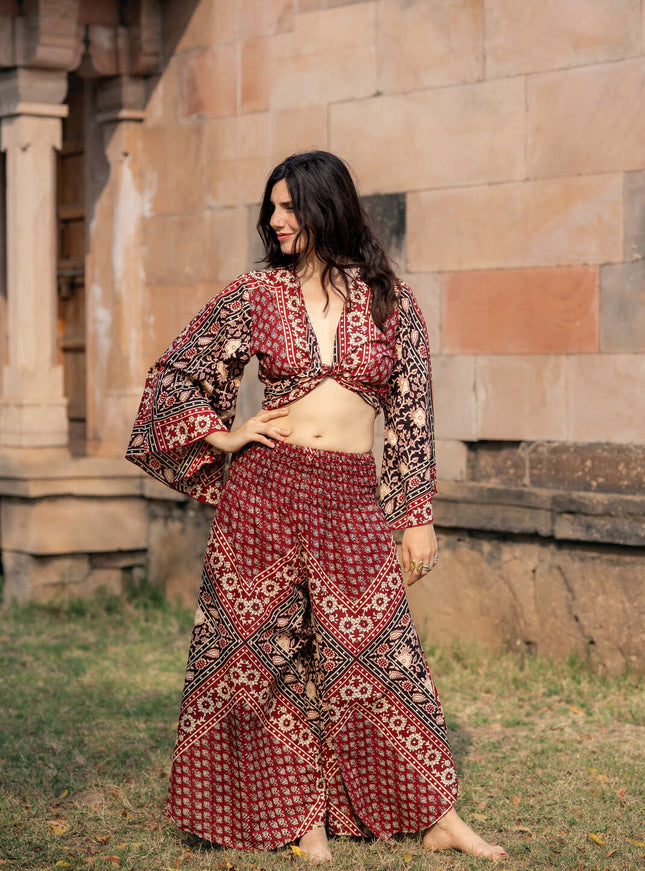 Sacred Roots Flower Power broek Ruby