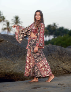 Sacred Roots Omslagrok lang Ruby