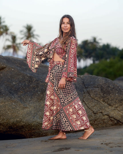 Sacred Roots Omslagrok lang Ruby