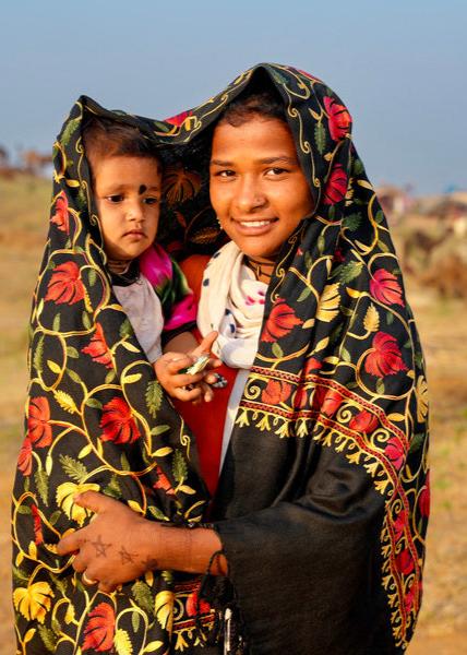 Omslagdoek India Zwart (blaadjes)