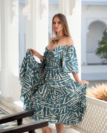 Tara Kleid Lang Grün