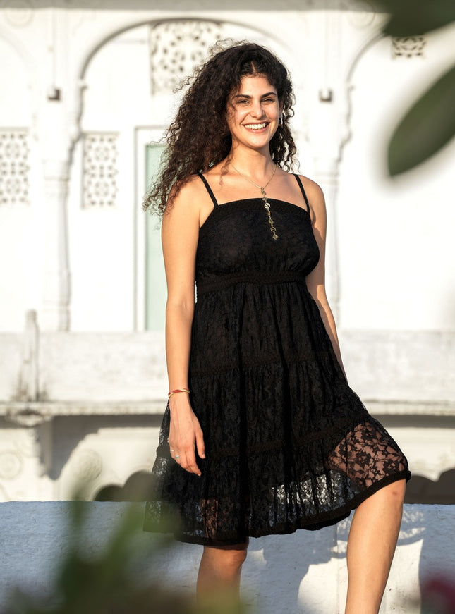 Litha Dress kort zwart