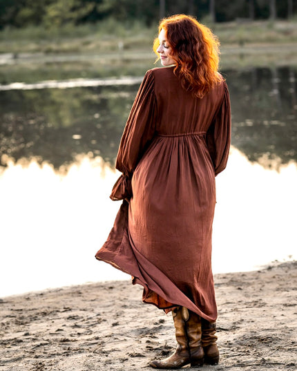 Maud Lange Jurk Warm Bruin