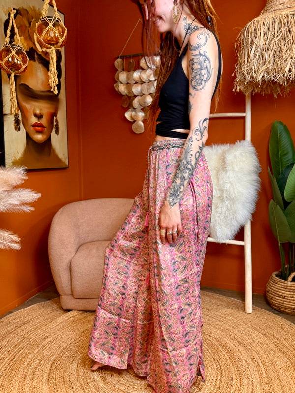 Broek Sample