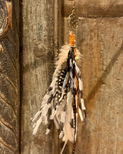 Echte veren oorhanger 3