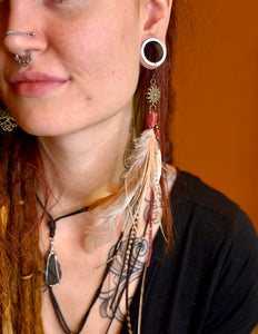 Echte veren oorhanger 10