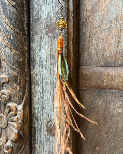 Echte veren oorhanger 12