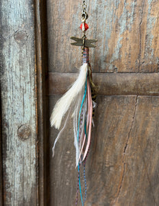 Echte veren oorhanger 19