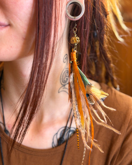 Echte veren oorhanger 12