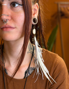 Echte veren oorhanger 22