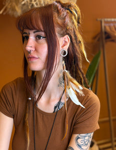 Echte veren oorhanger 23