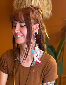 Echte veren oorhanger 26