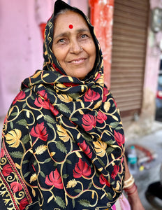 Omslagdoek India Zwart (blaadjes)