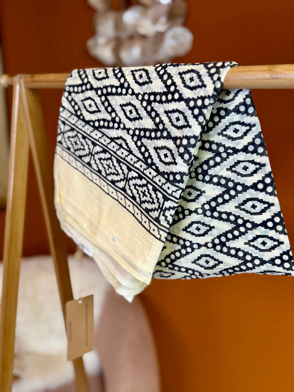 Pushpa Scarf Blockprint