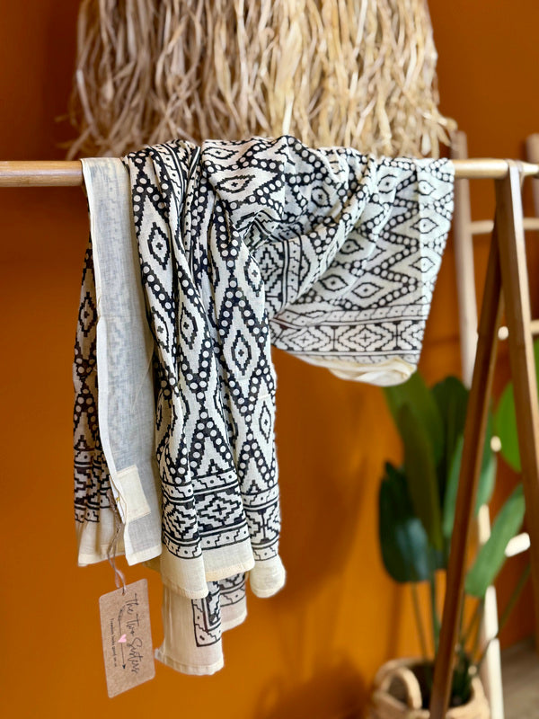 Pushpa Scarf Blockprint