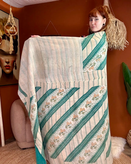 Khanta Quilt deken 7