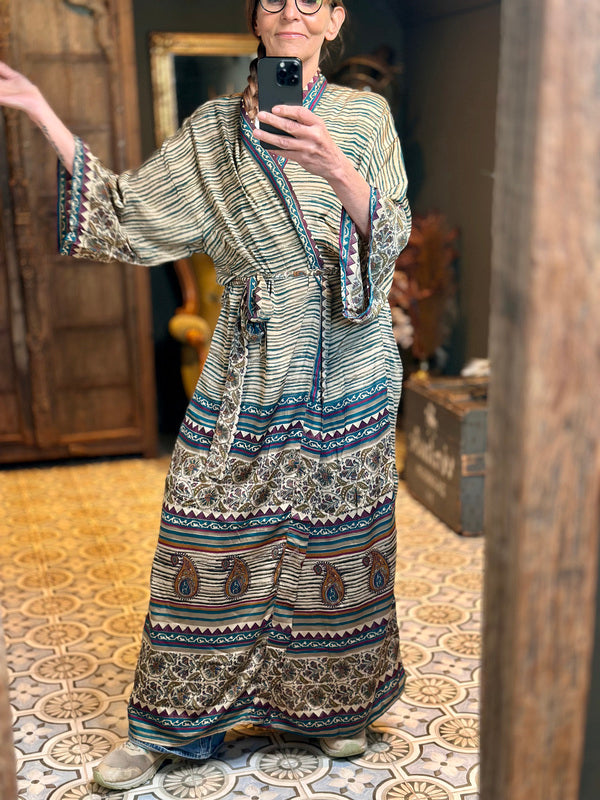 Hope Kimono 698