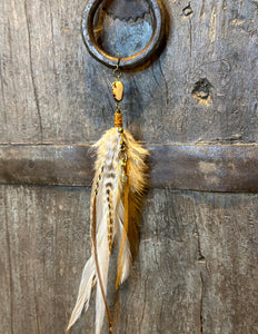 Echte veren oorhanger 4
