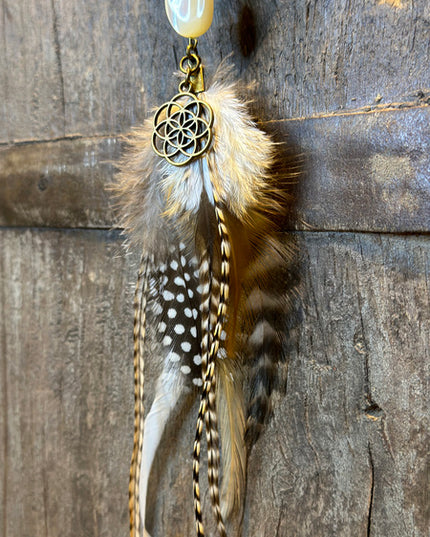 Echte veren oorhanger 10
