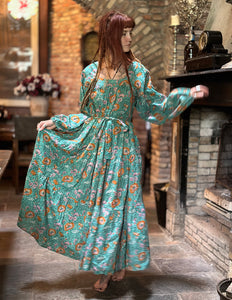 Bohemian Goddess Extra Breed 70