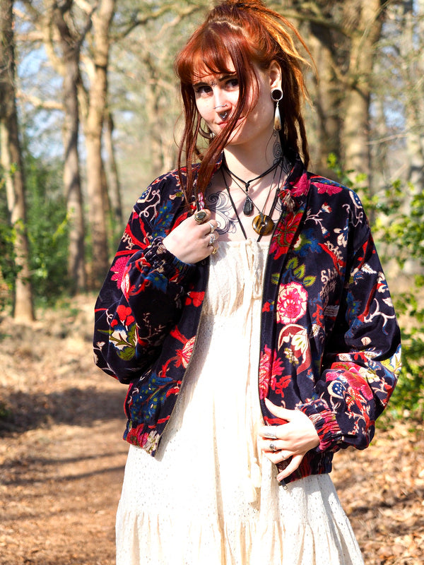 Velvet Rebel Jas Marine