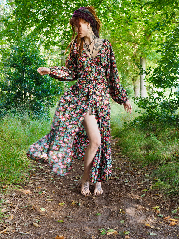 Devi Kleid Schwarz / Blume