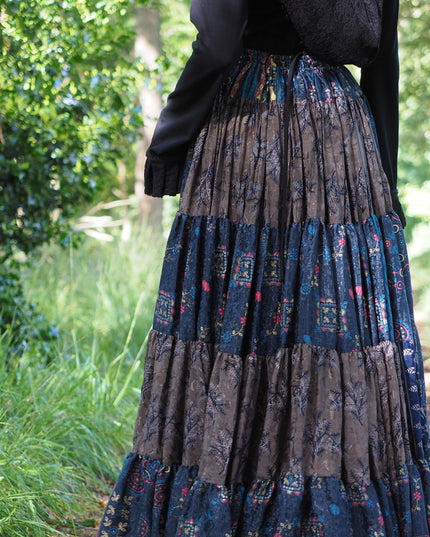 Zijden Gypsy Rok 241