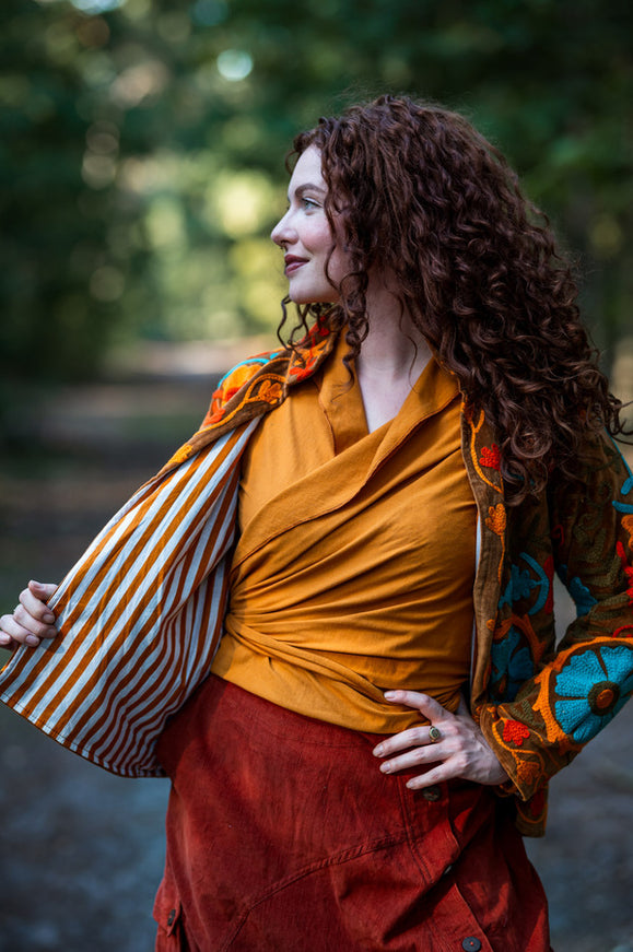 Velvet Suzani Jacket Oker