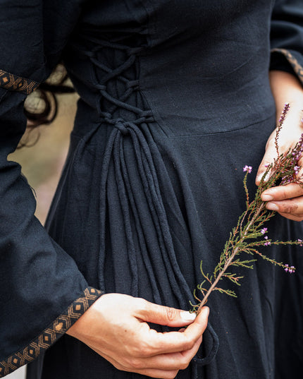 Berkana Kleid Schwarz