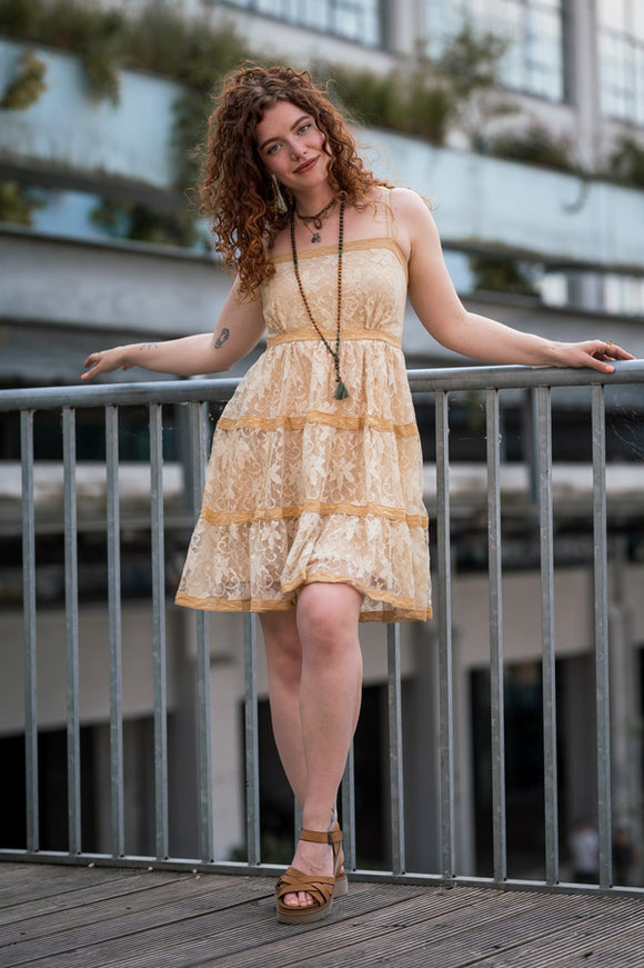 Litha Dress kort gebroken wit