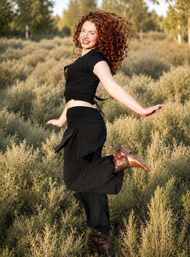Ananda Pant Zwart