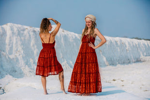 Litha Dress kort marroon rood