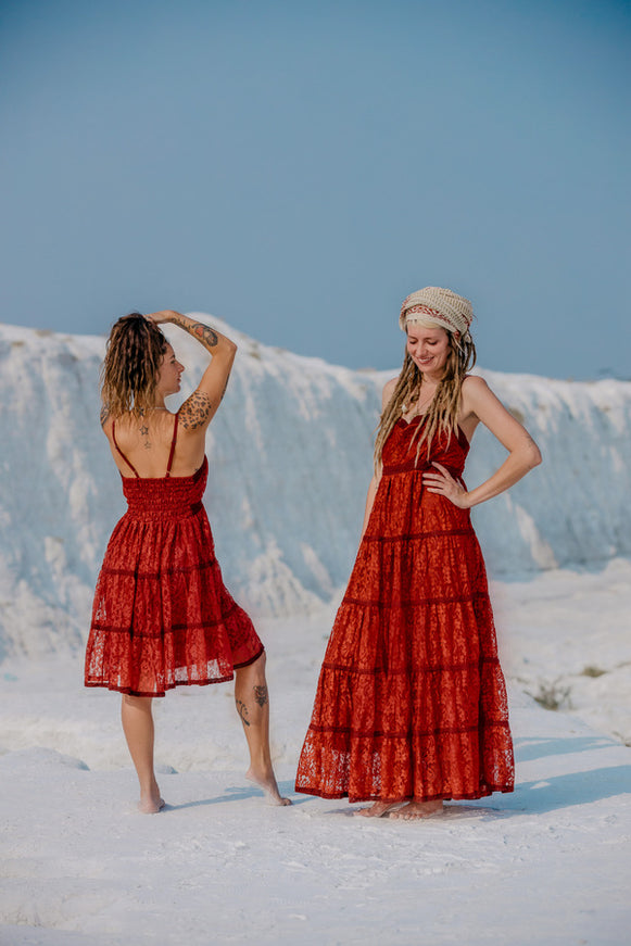 Litha Dress kort marroon rood