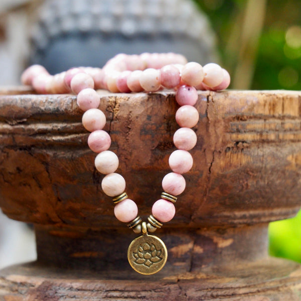 Rhodoniet Mala